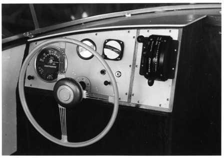 Christina 1960 - Close-up of an earlier dashboard Christina 1960 - Close-up of an earlier dashboard