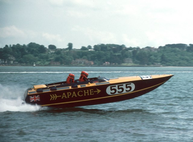 classic offshore powerboats