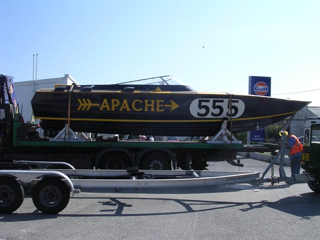 Apache (555)